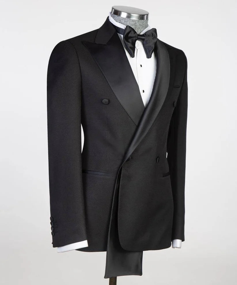 Shawl Design Satin Lapel Tuxedo